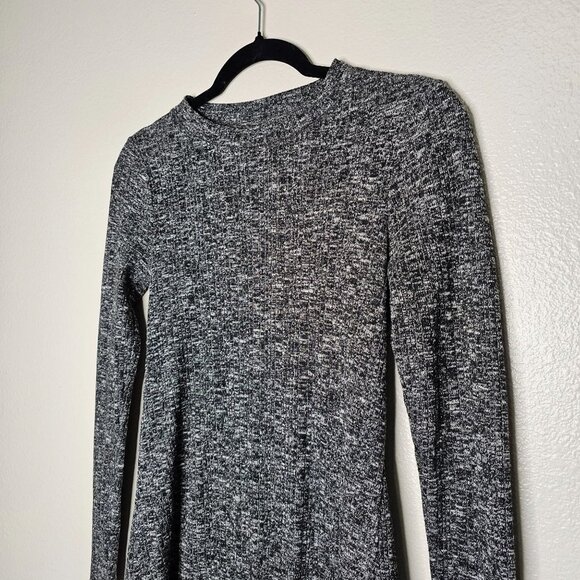 Topshop Size 2 Black White Marled Long Sleeve Fitted Mini Dress Ribbed Knit - Picture 2 of 8